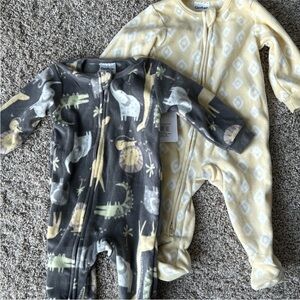 NWT Gerber Baby footie pajamas